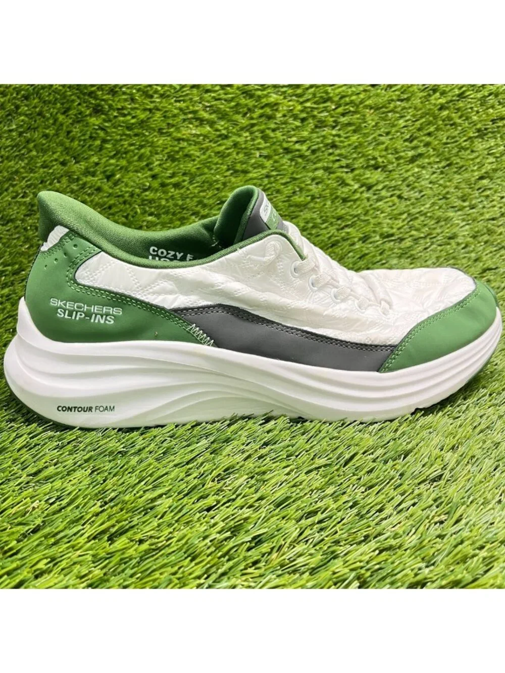 Skechers Contour Foam Cozy Fit Mens Size 9.5 White Green Running Shoes Sneakers